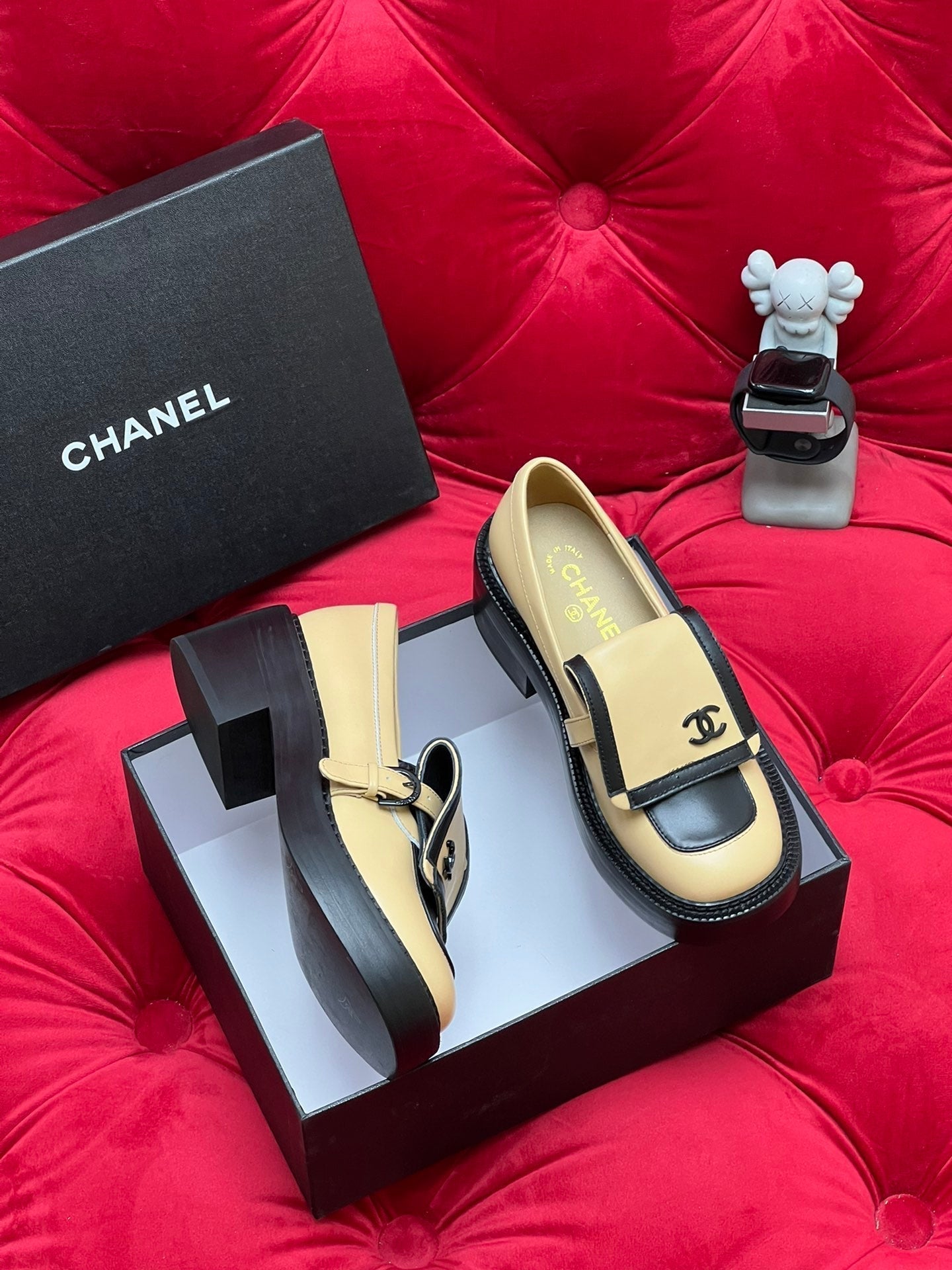 CHANEL MOASIN LOAFER IN YELLOW CREAM MIX BLACK LAMBSKIN