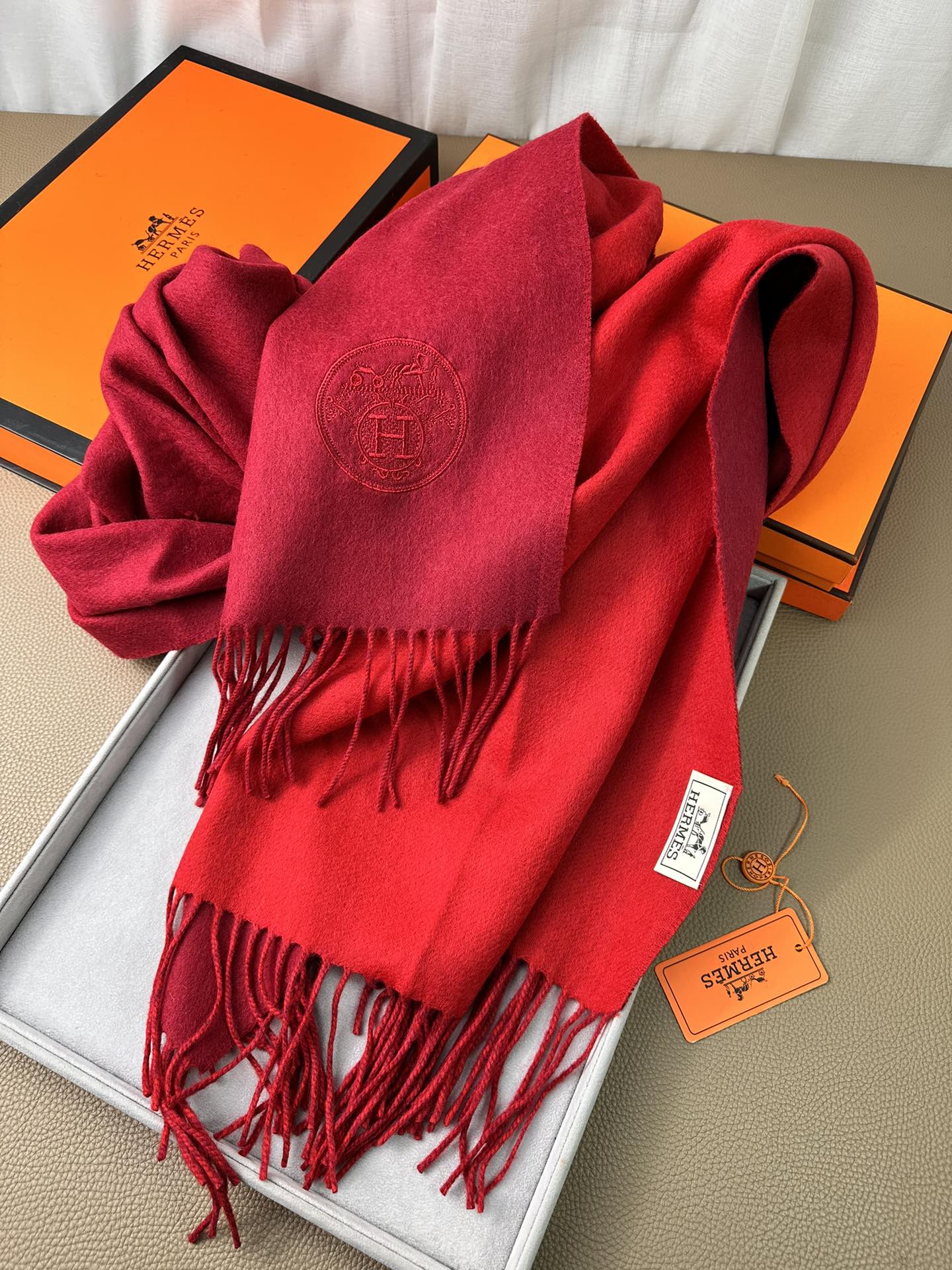 HERMES DOUBLE-FACE SCARF 200 CM IN CRIMSON RED CASERE