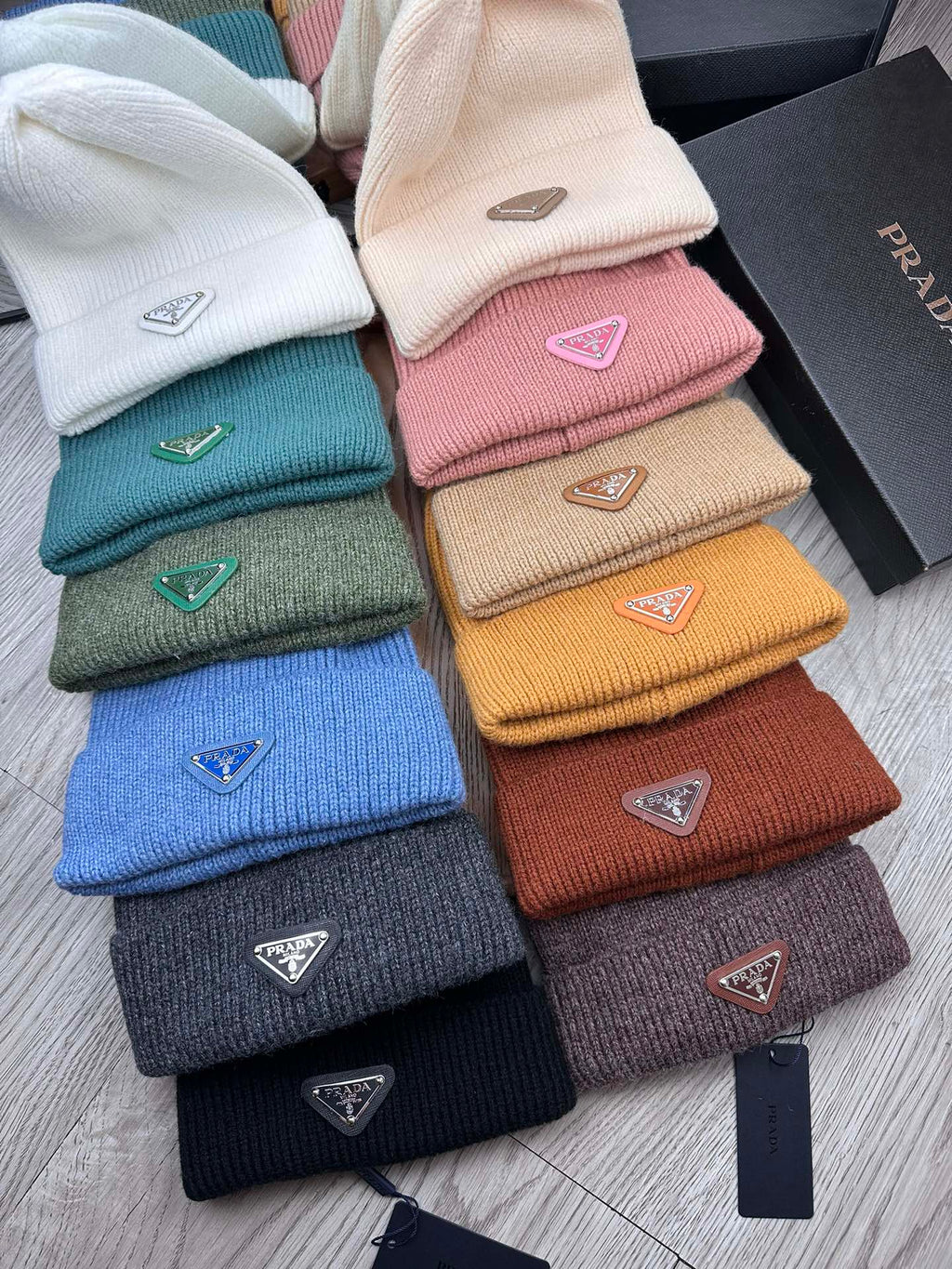 PRADA BEANIE HAT IN LIGHT BROWN WOOL 332402