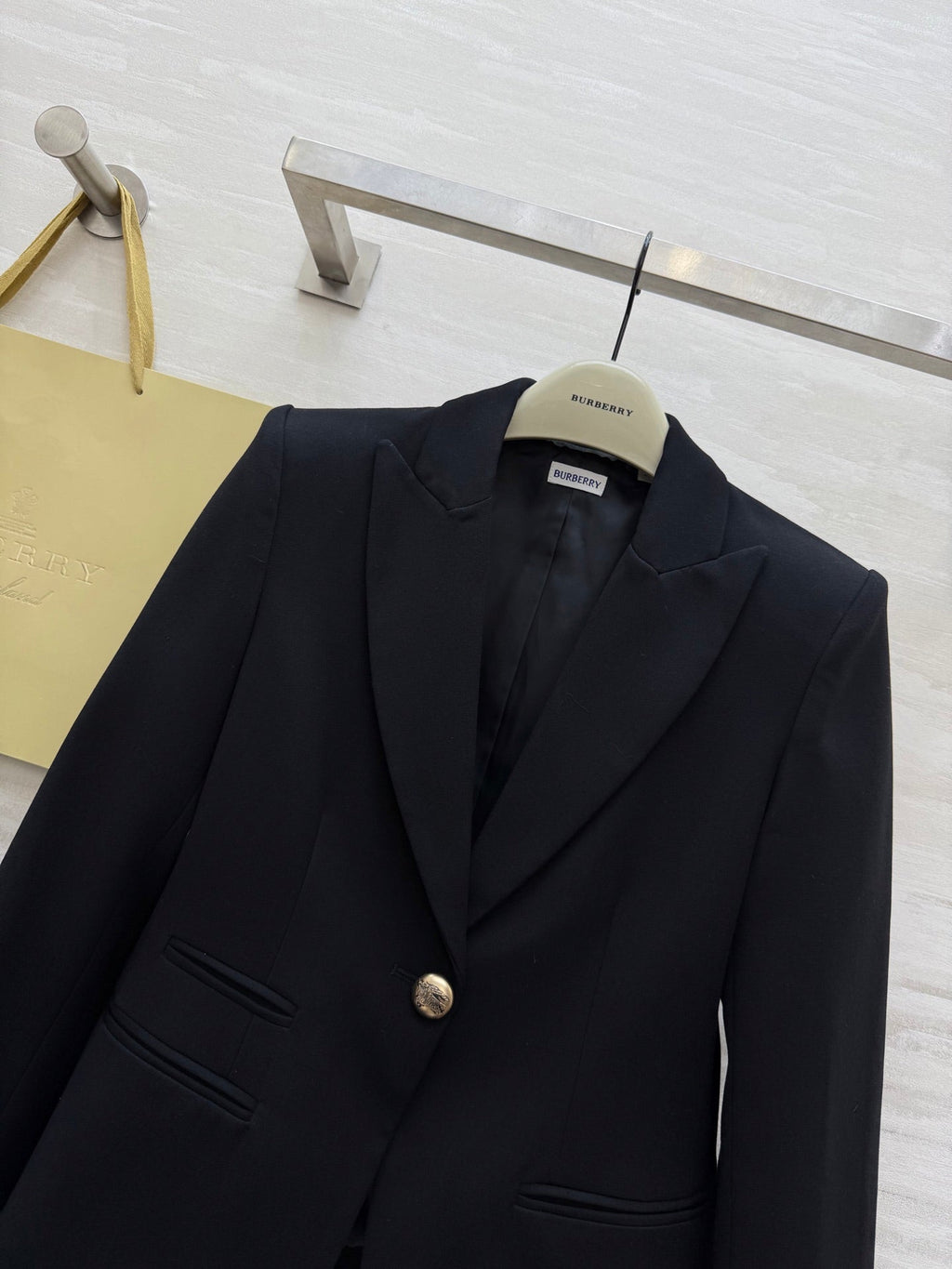 BURBERRY 25S BLAZER 101