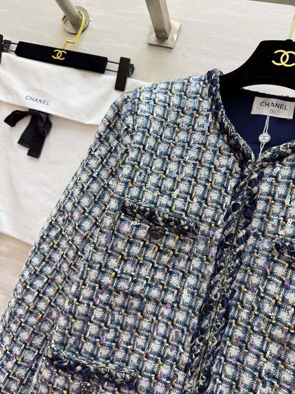 CHANEL 25S TWEED JACKET 477
