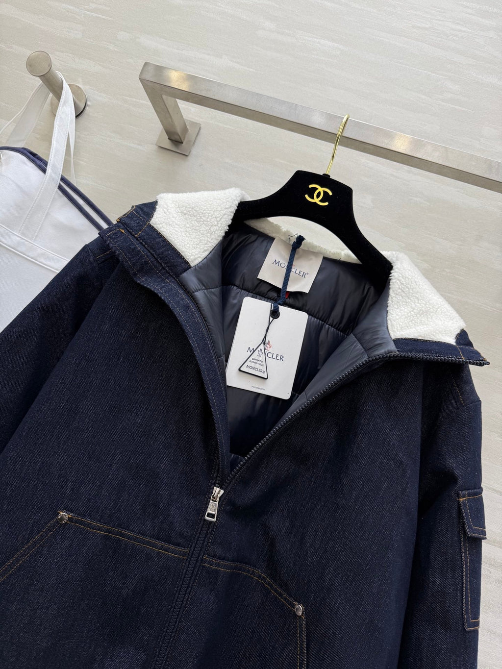 MONCLER 25S COTTON DENIM HOODED JACKET 345