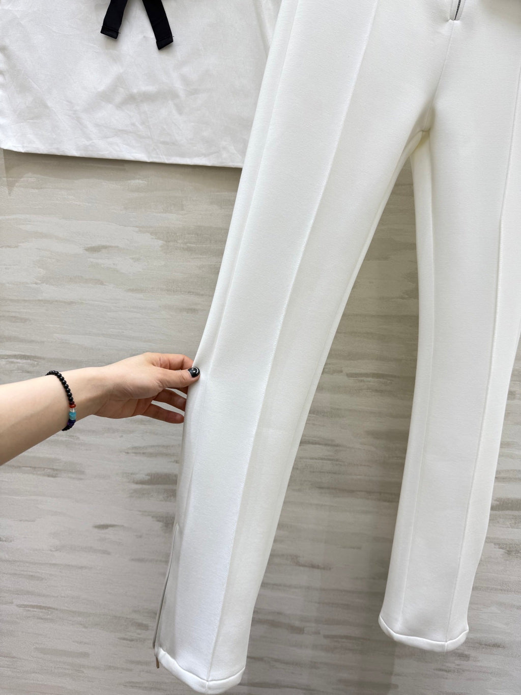 CHANEL 26S SLIM-FIT SWEATPANTS 745