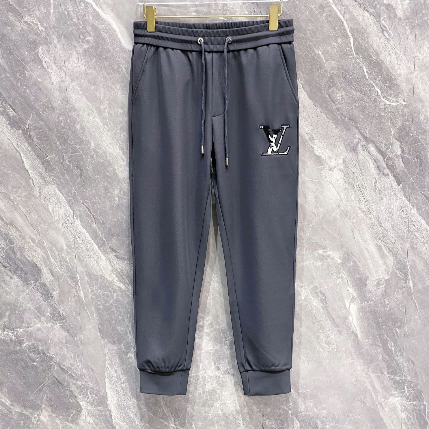LOUIS VUITTON LV MOUSE GRAY TROUSERS 239485