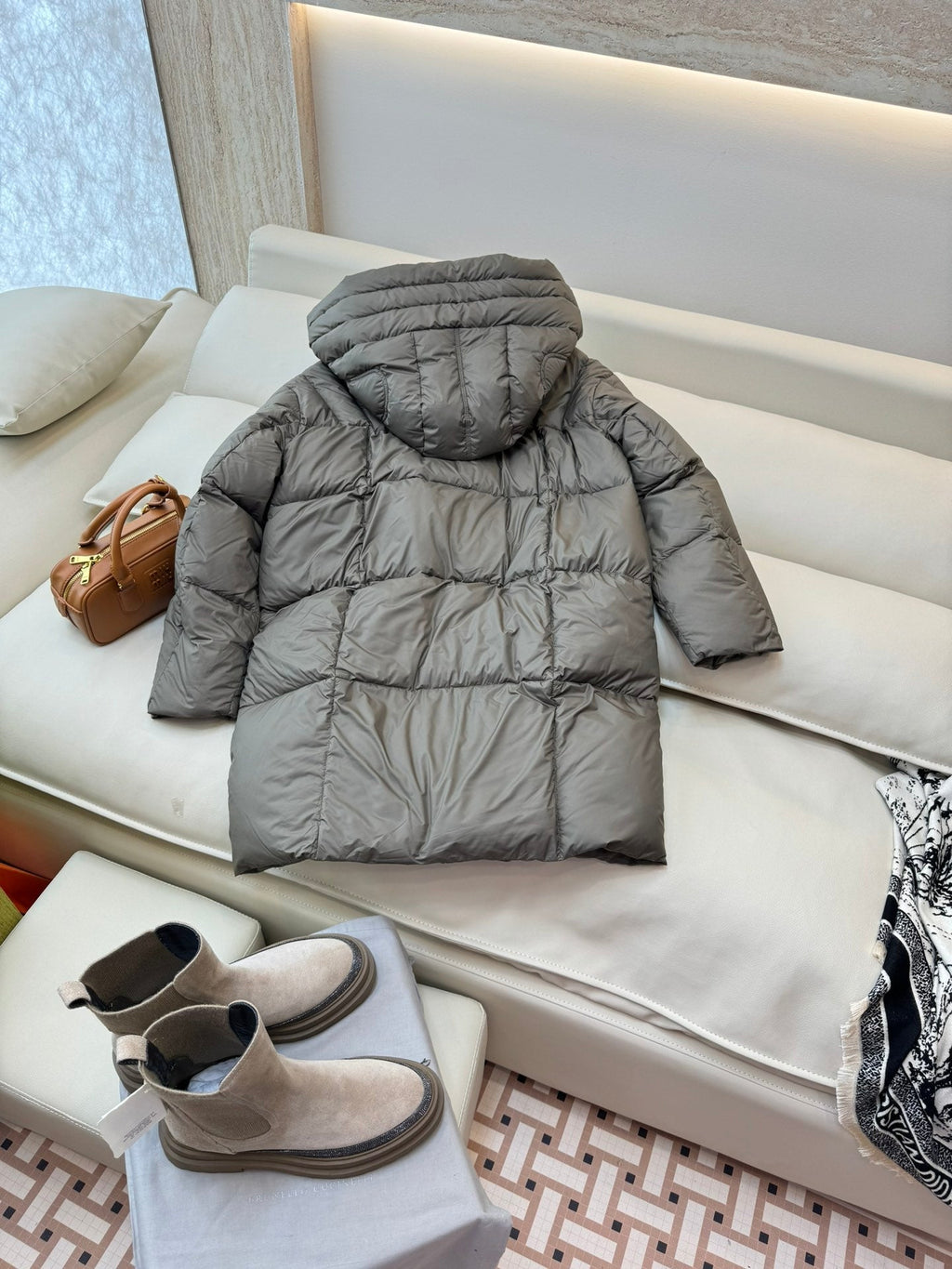 MAX MARA 25S MID-LENGTH DOWN JACKET 085