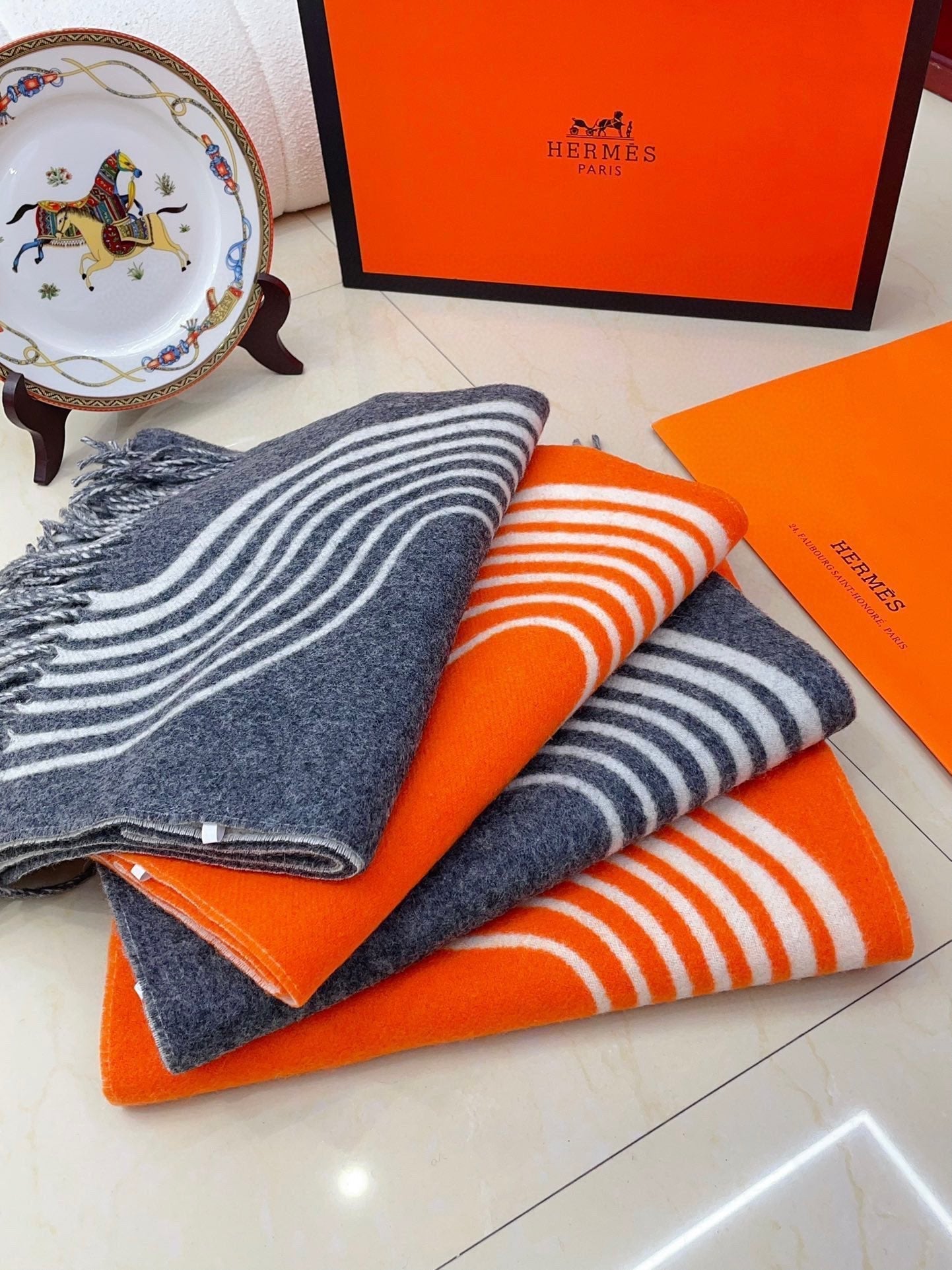 HERMES SCARF 180 CM IN FIRE ORANGE MIX WHITE CASERE