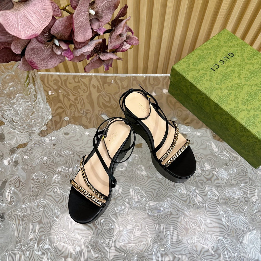GUCCI PLATFORM SANDAL BLACK CALFSKIN WITH CHAINS