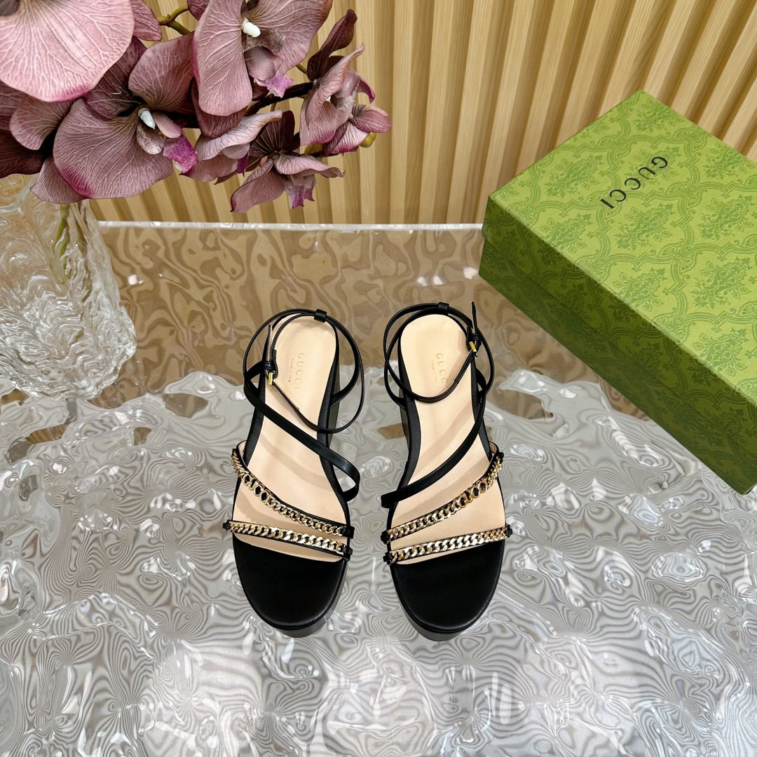 GUCCI PLATFORM SANDAL BLACK CALFSKIN WITH CHAINS