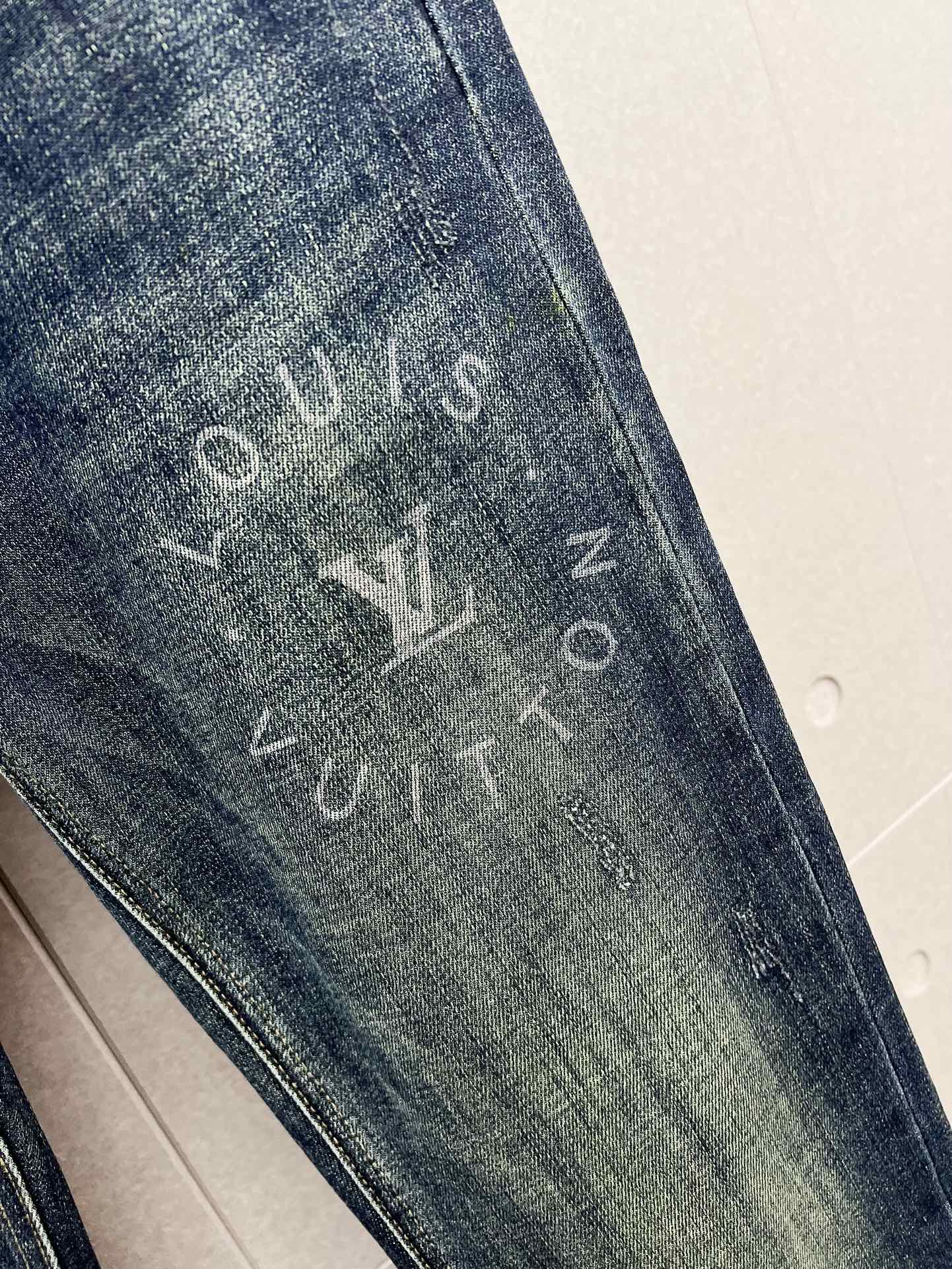 LOUIS VUITTON LV BLUE DENIM JEAN 239500