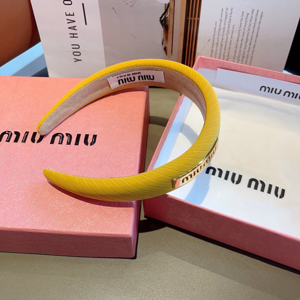 THICK HEADBAND IN YELLOW DIAGONAL LEATHER 425478