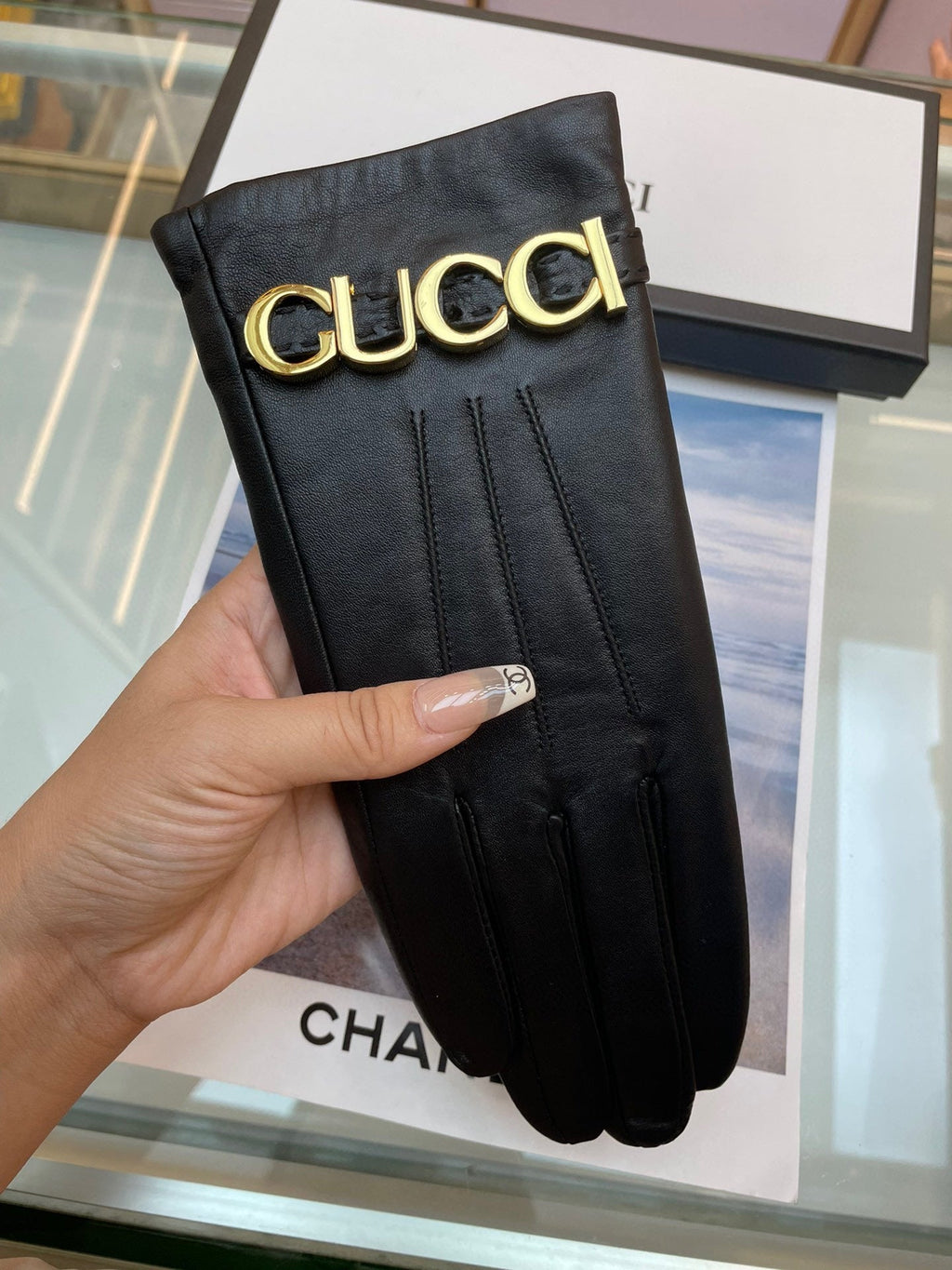 GUCCI EUROPEAN GLOVES IN BLACK LAMBSKIN WITH CASHMERE LINING 376727