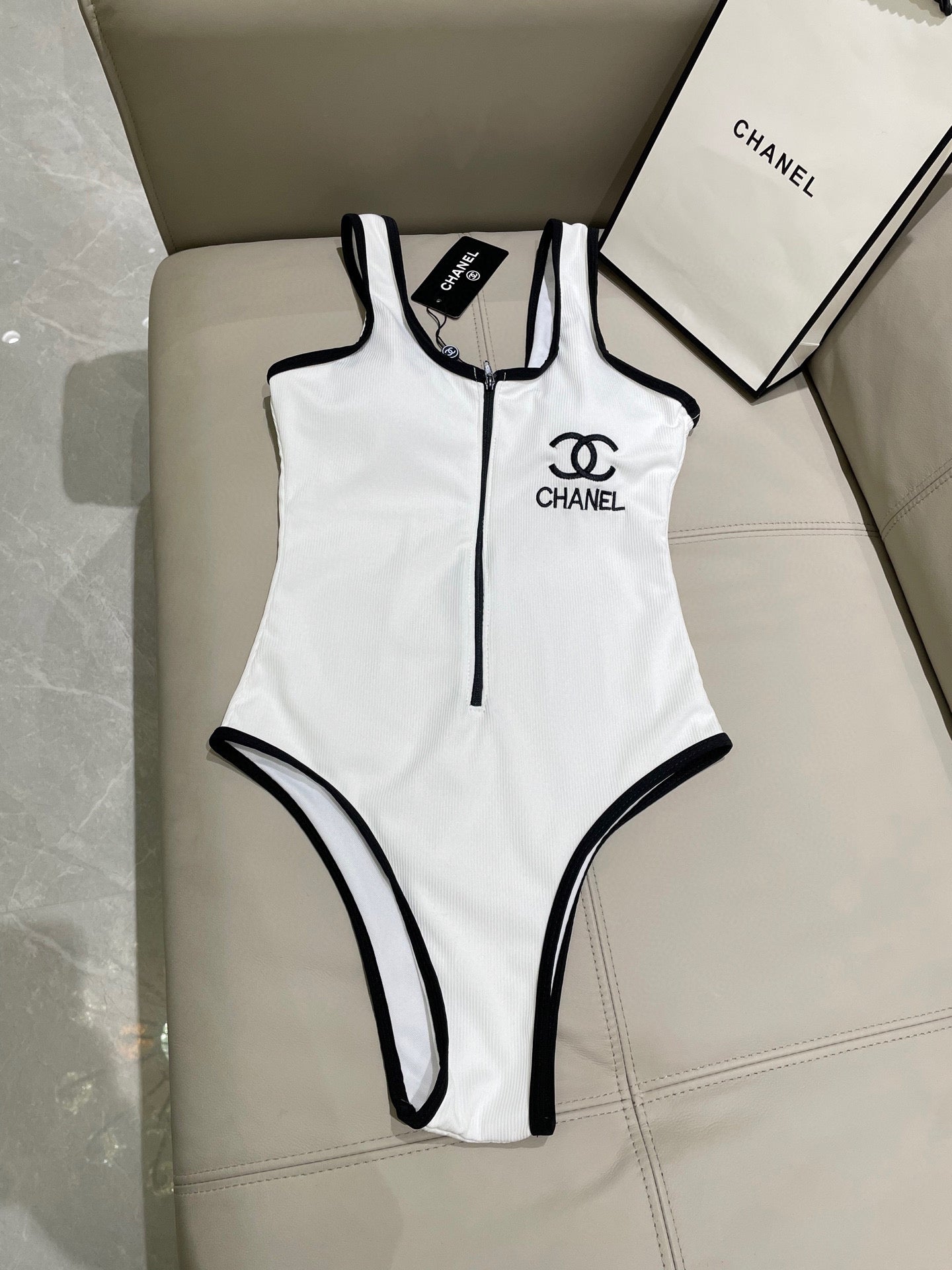 CHANEL BIKINI SWIMSUIT SET IN WHITE AND BLACK TRIM 604254