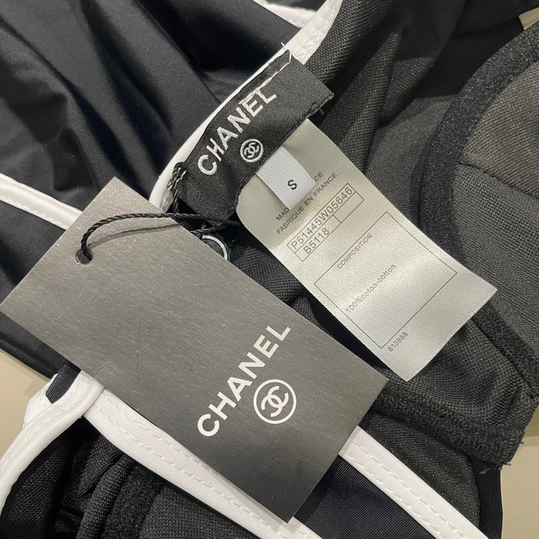 CHANEL SWIMSUIT BODYSUIT IN BLACK AND WHITE STRIPED 627831