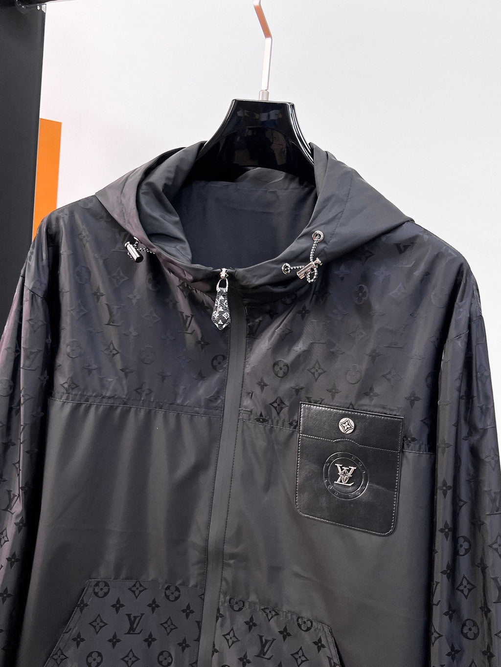 LOUIS VUITTON LV BLACK JACKET 239519