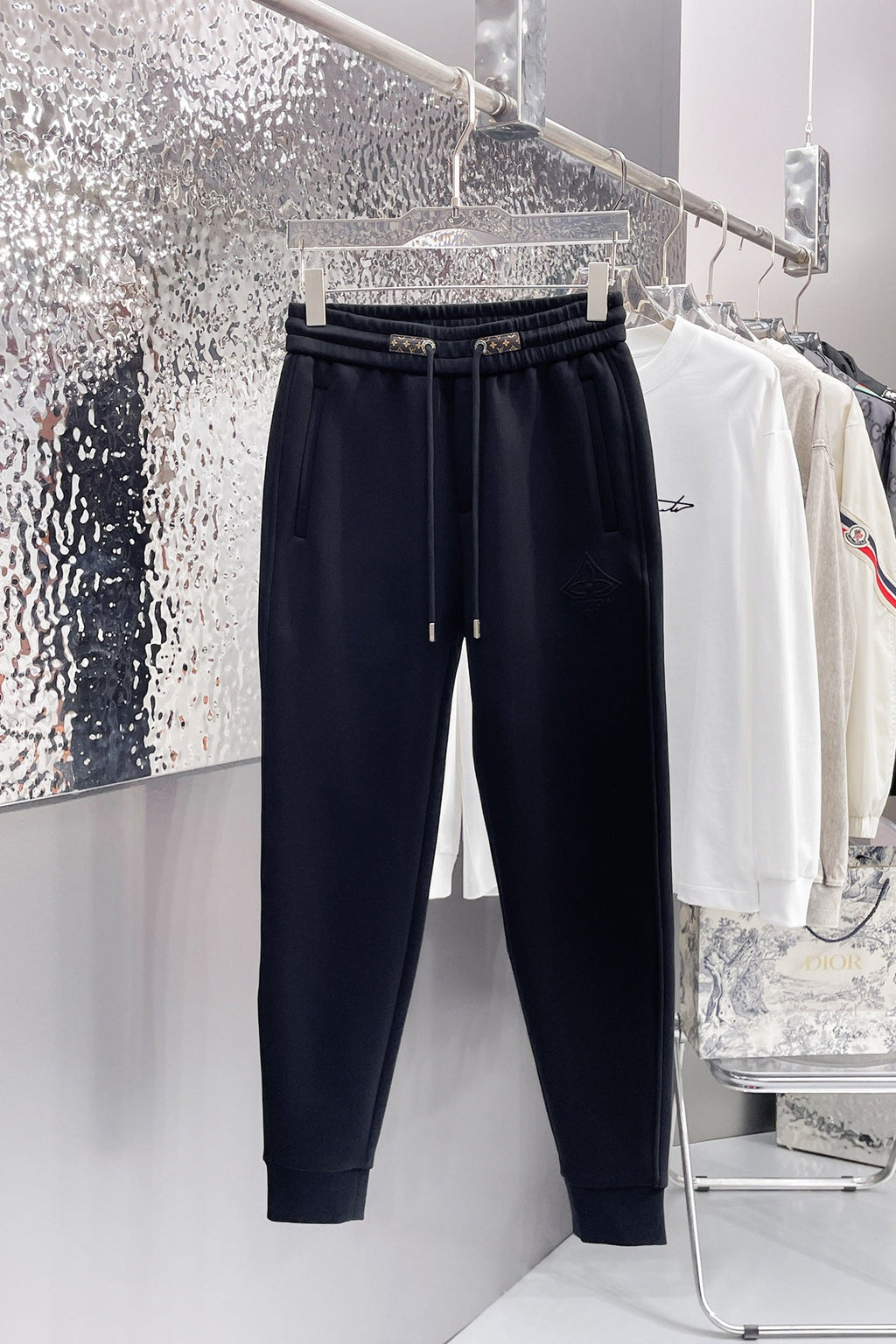 LOUIS VUITTON LV BLACK TROUSERS 239504