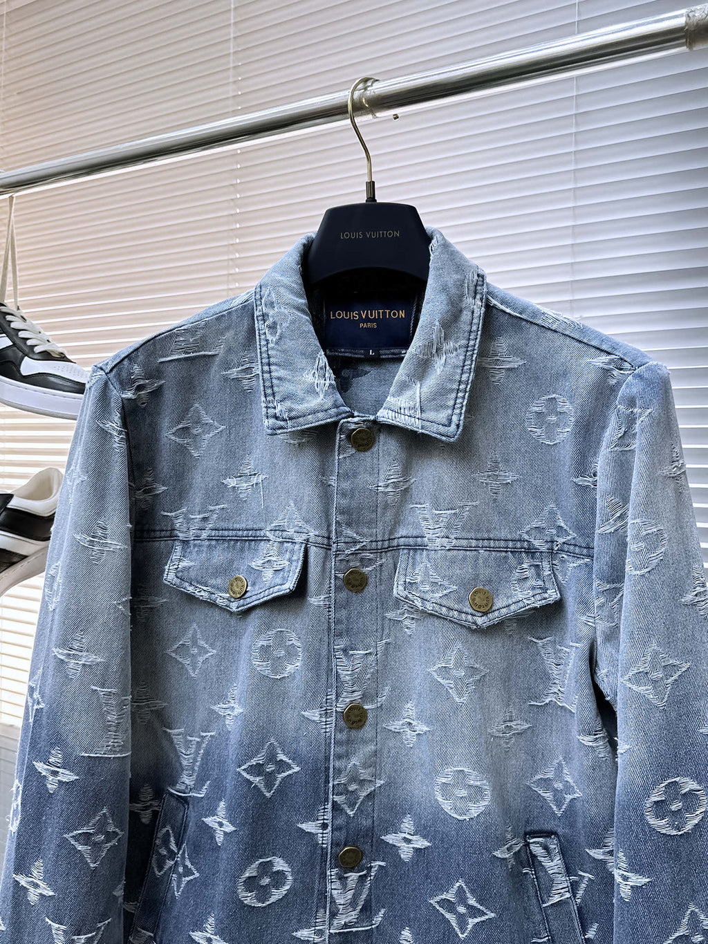 LOUIS VUITTON LV SHIRT JACKET IN LIGHT BLUE RIPPED MONOGRAM DENIM 239123
