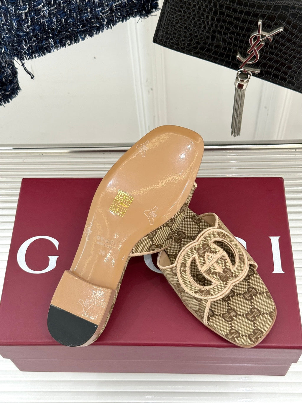GUCCI SLIDE SANDALS IN DARK BEIGE FABRIC EMBOSSED LOGO STYLE 3