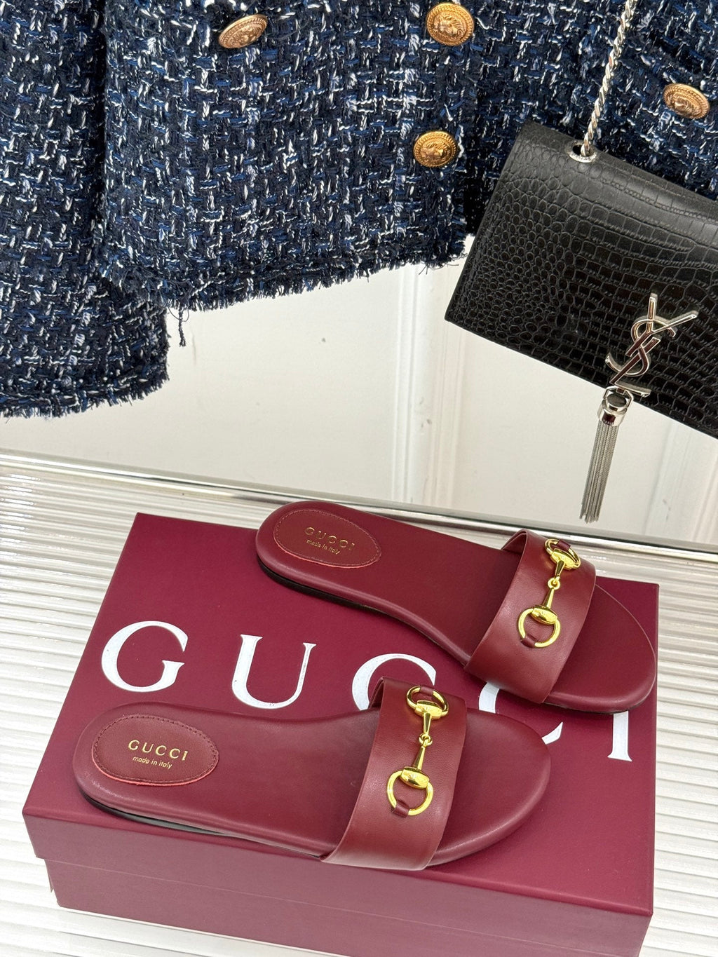 GUCCI SLIDE SANDALS IN RED CALFSKIN WITH GOLD HARDWARE