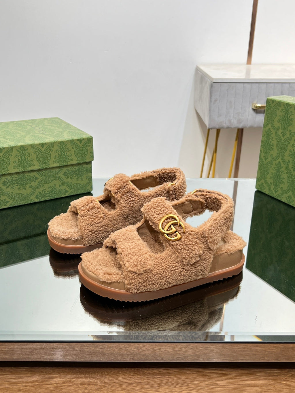 GUCCI DAD SANDALS IN CIDER BROWN FLEECE WITH GOLD HARDWARE