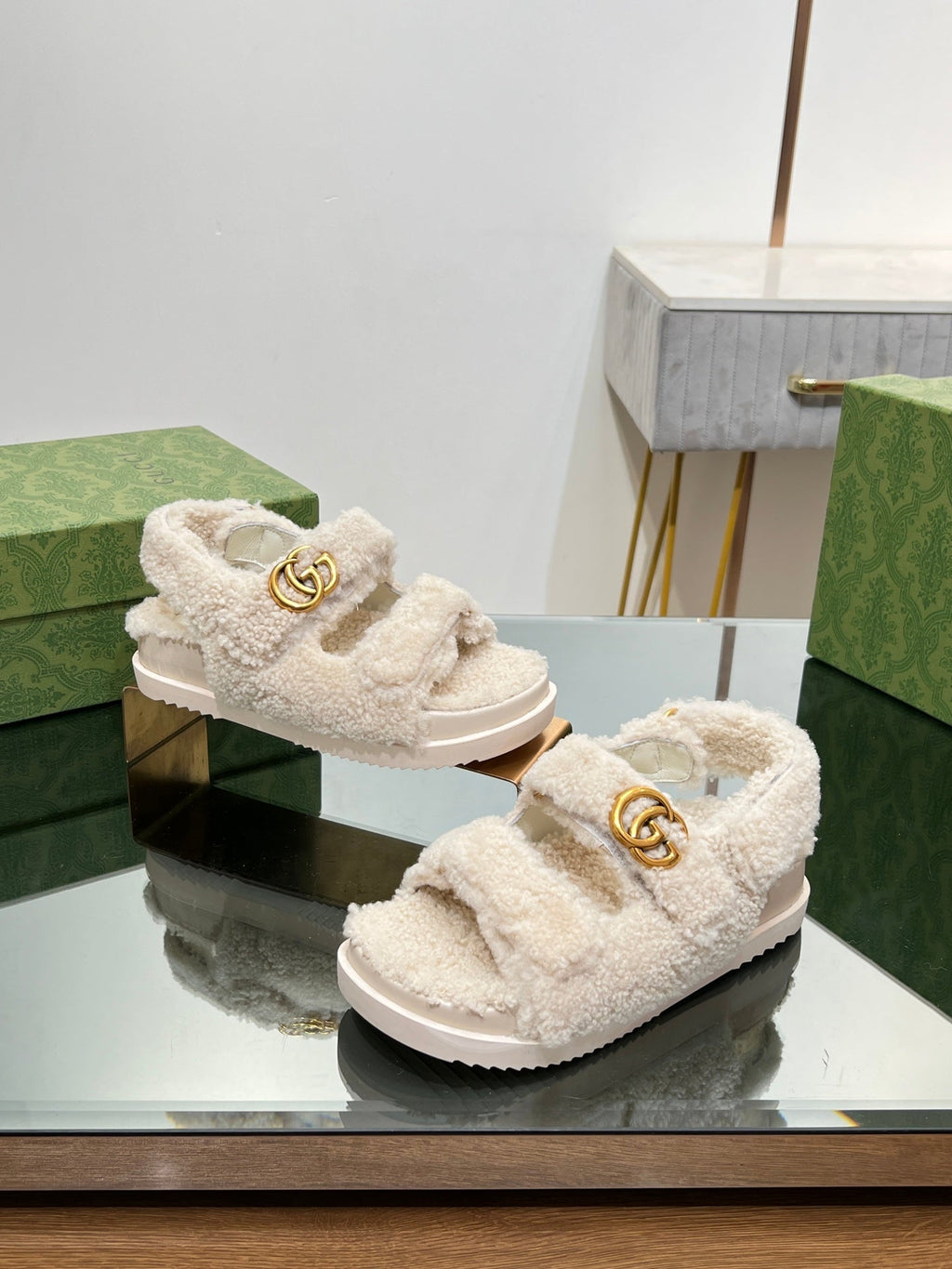 GUCCI DAD SANDALS IN WHITE FLEECE WITH GOLD HARDWARE