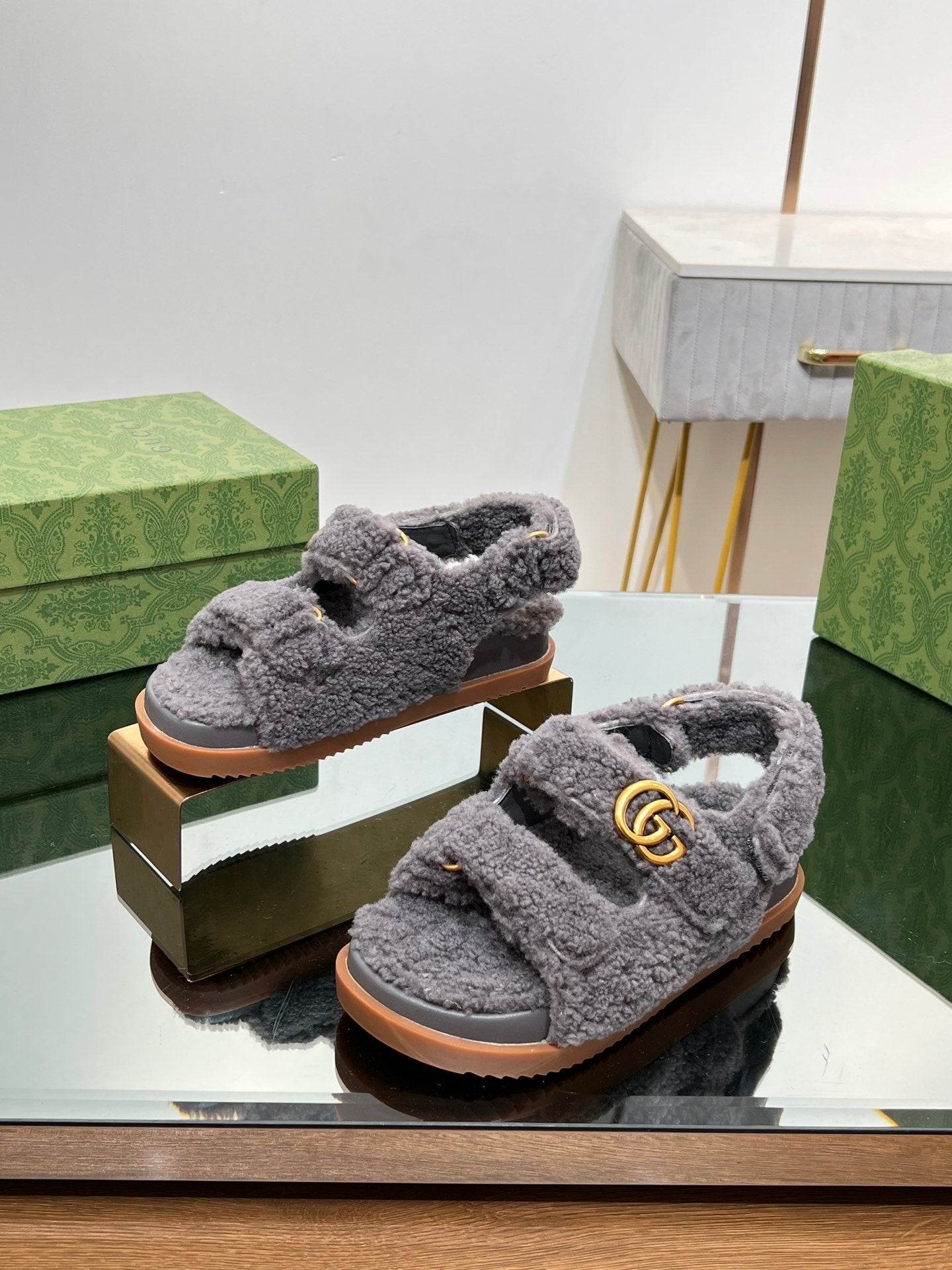 GUCCI DAD SANDALS IN DARK GRAY FLEECE WITH GOLD HARDWARE