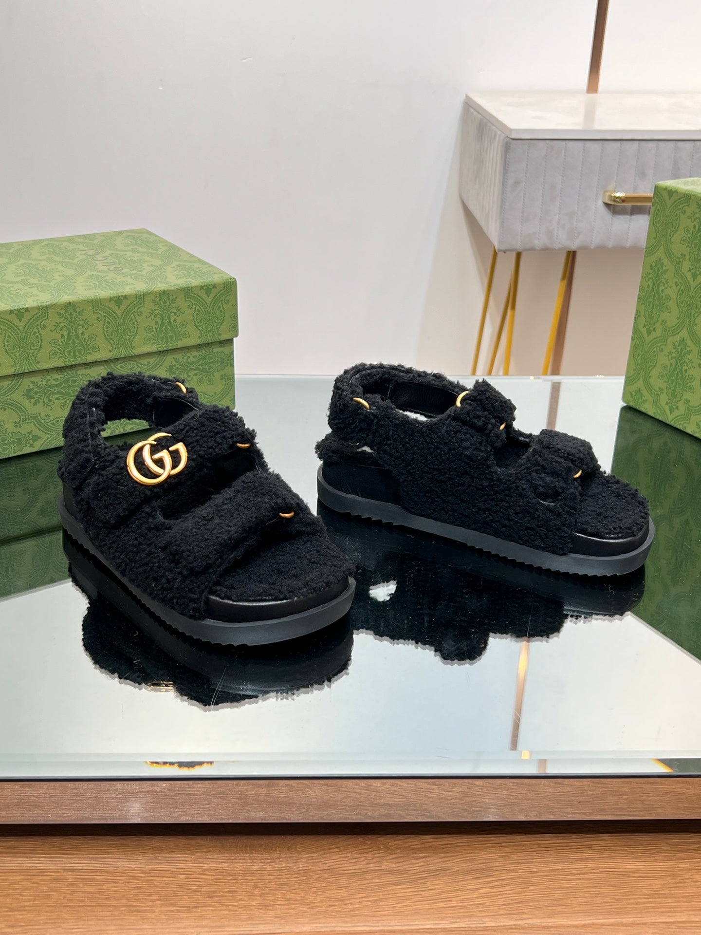 GUCCI DAD SANDALS IN BLACK FLEECE WITH GOLD HARDWARE