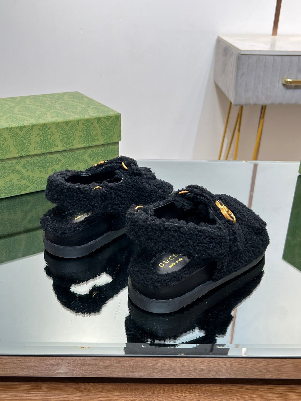 GUCCI DAD SANDALS IN BLACK FLEECE WITH GOLD HARDWARE