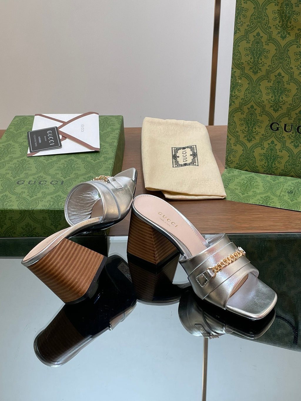 GUCCI SIGNORIA SLIDE SANDAL SILVER DENIM