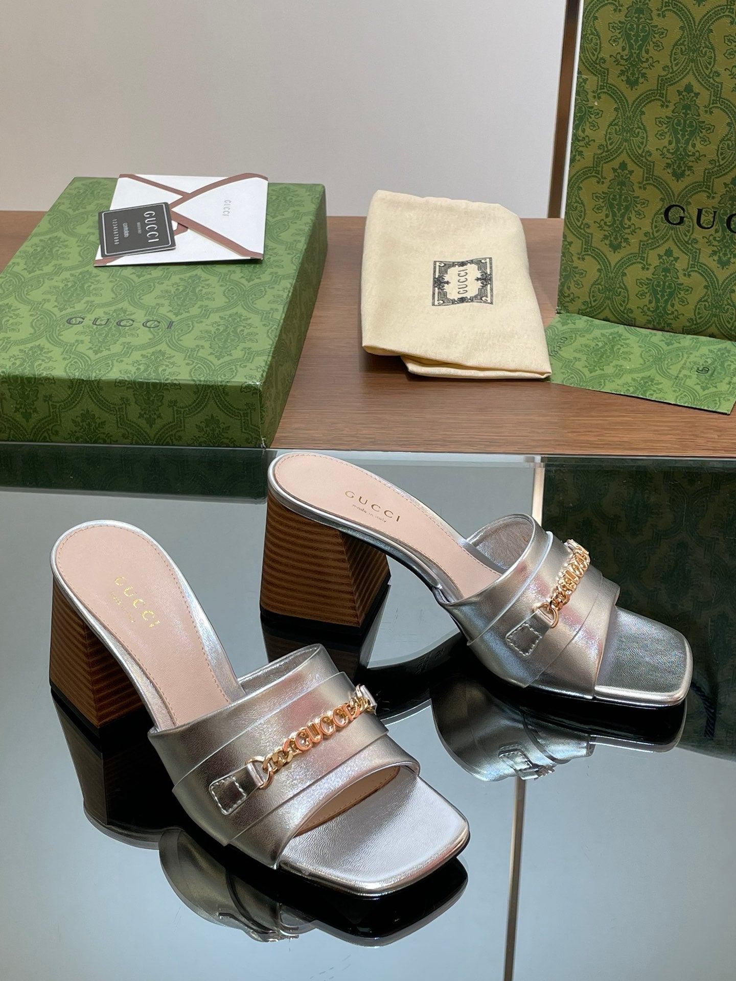 GUCCI SIGNORIA SLIDE SANDAL SILVER DENIM