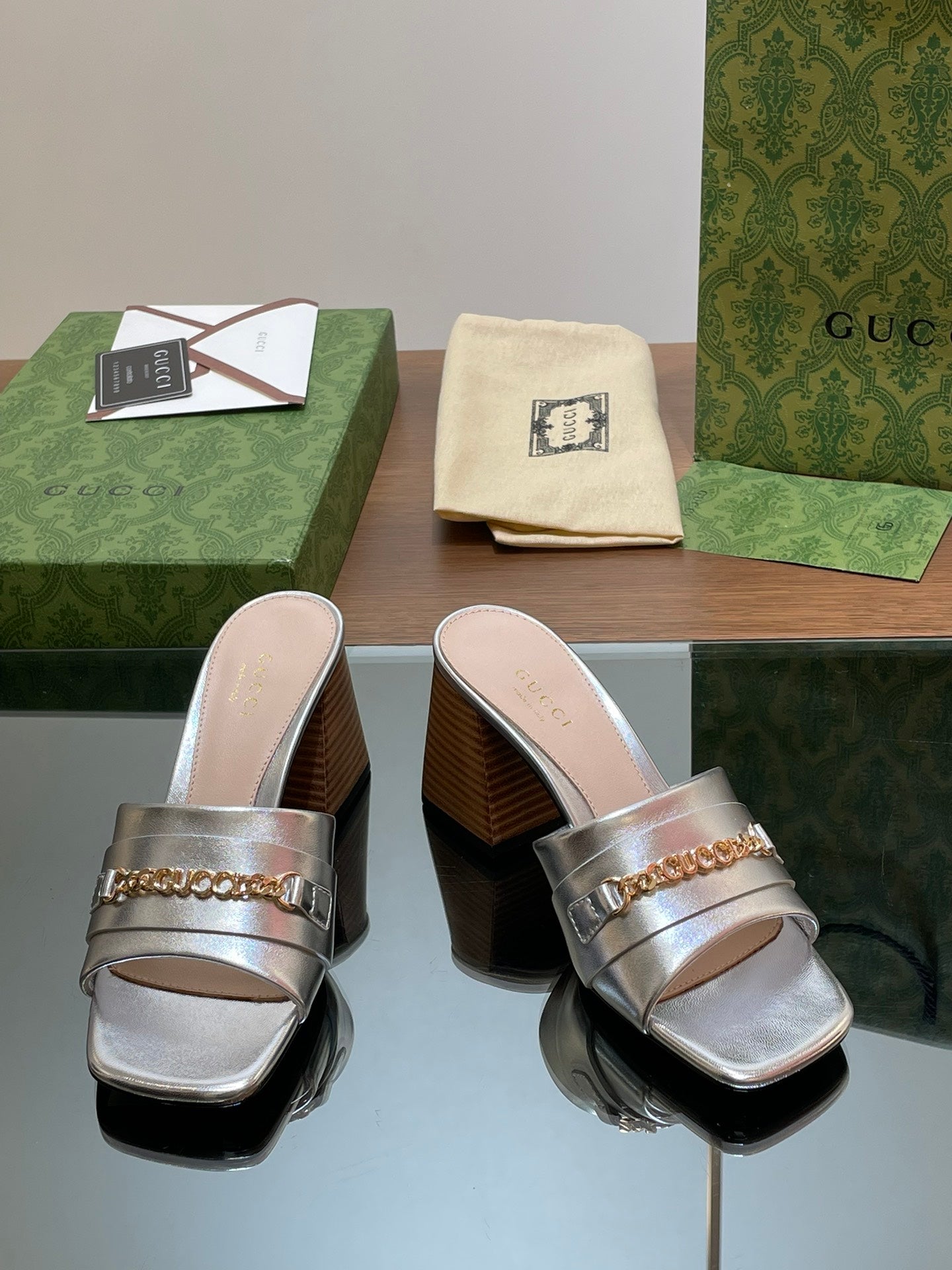 GUCCI SIGNORIA SLIDE SANDAL SILVER DENIM