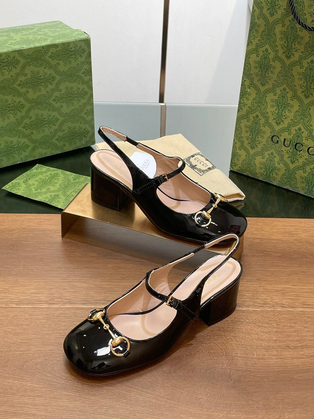 GUCCI HORSEBIT PUMP BLACK LAMBSKIN