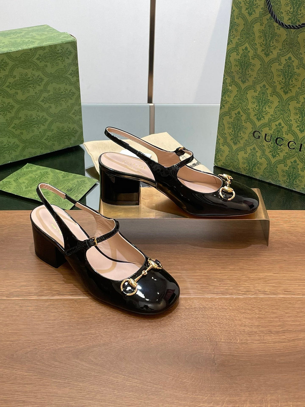 GUCCI HORSEBIT PUMP BLACK LAMBSKIN