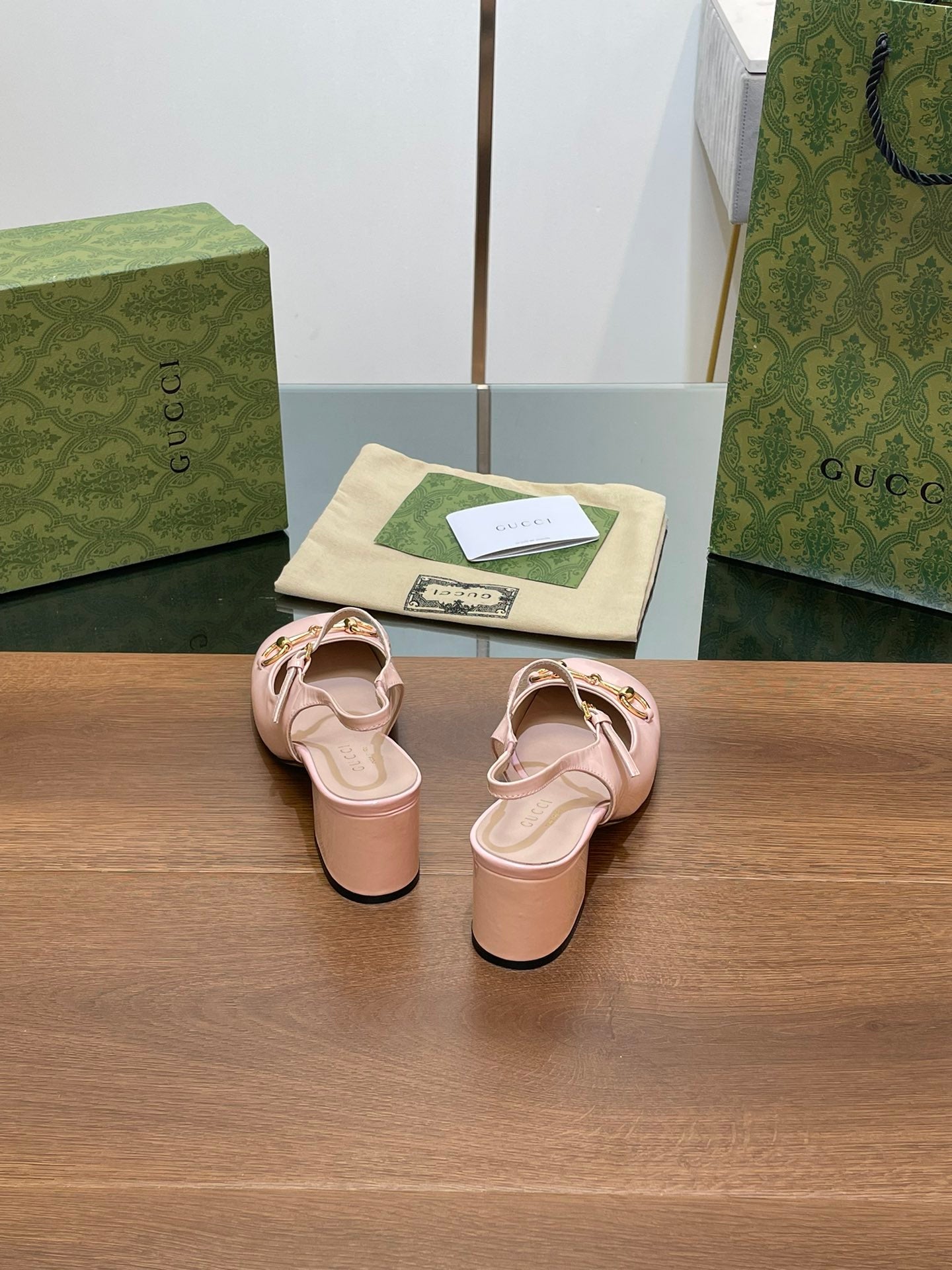 GUCCI HORSEBIT PUMP PASTEL PINK LAMBSKIN