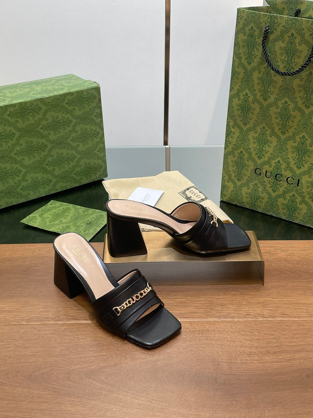 GUCCI SIGNORIA SLIDE SANDAL BLACK DENIM