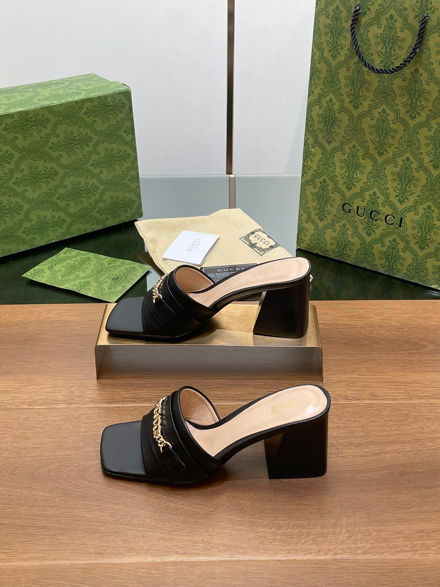 GUCCI SIGNORIA SLIDE SANDAL BLACK DENIM