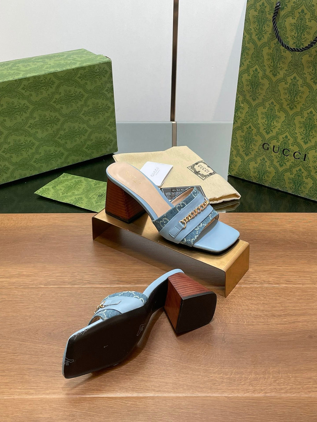 GUCCI SIGNORIA SLIDE SANDAL SKY DENIM