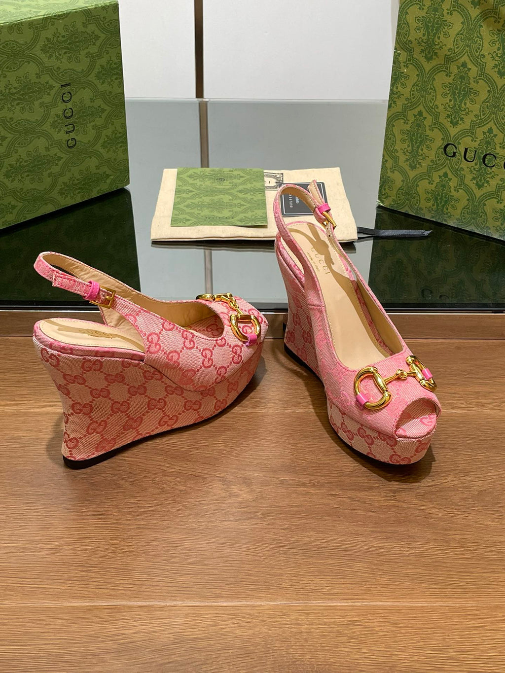 GUCCI WEDGE PLATFORM IN LIGHT PINK MONOGRAM JACQUARD FABRIC