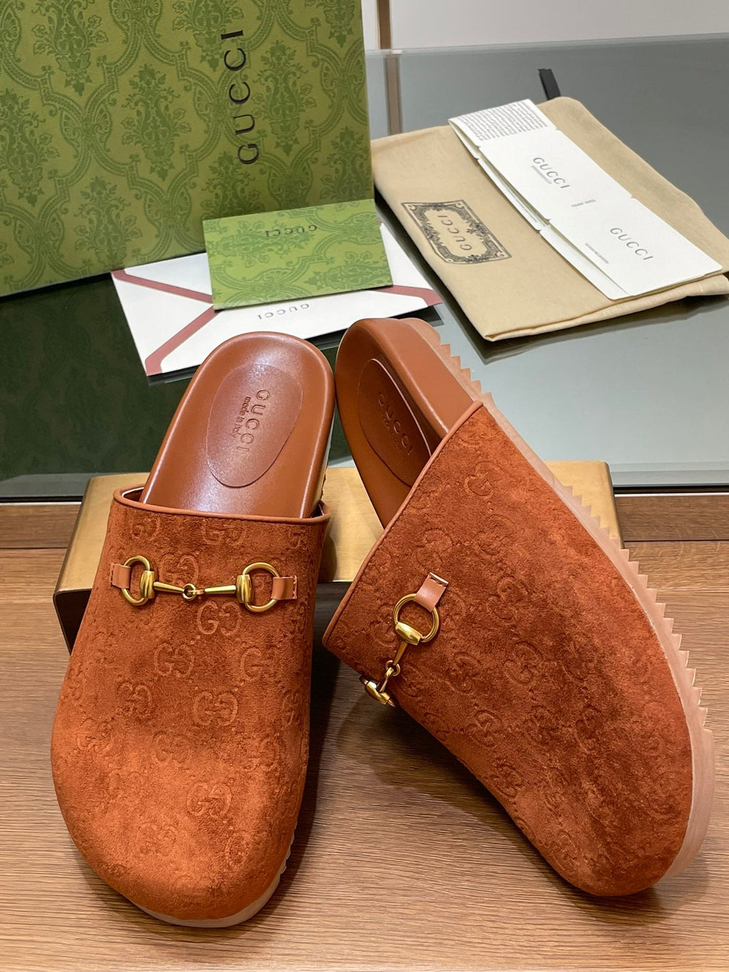 GUCCI HORSEBIT MULE IN BURNT ORANGE EMBOSSED SUEDE AND SHEEPSKIN LINING