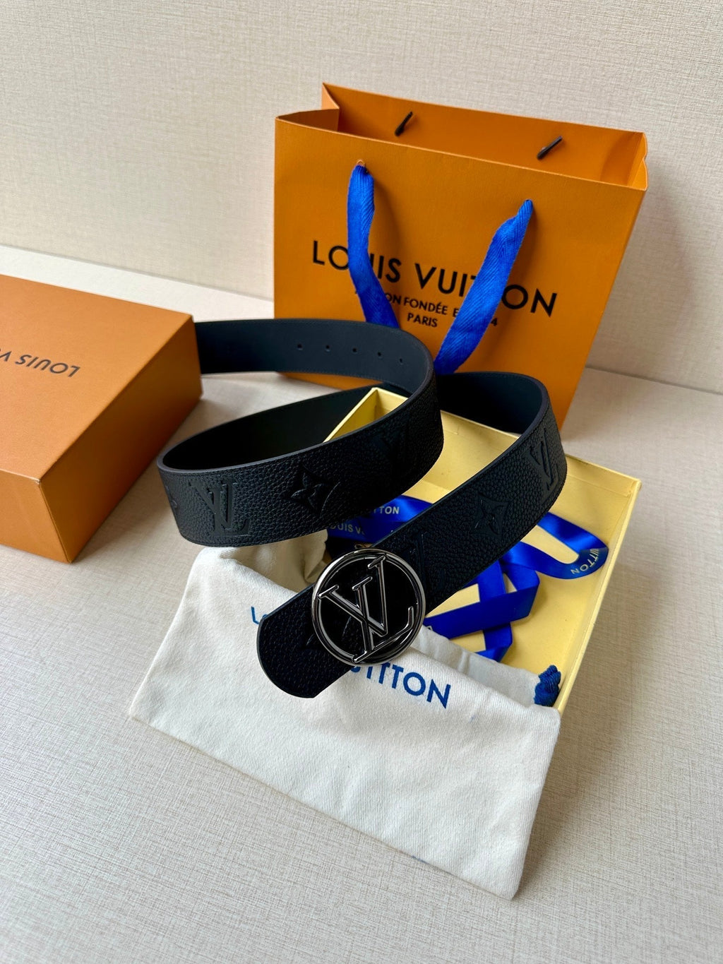 LOUIS VUITTON LV 25S BELT 40 MM IN BLACK CALFSKIN WITH SILVER HARDWARE 593263