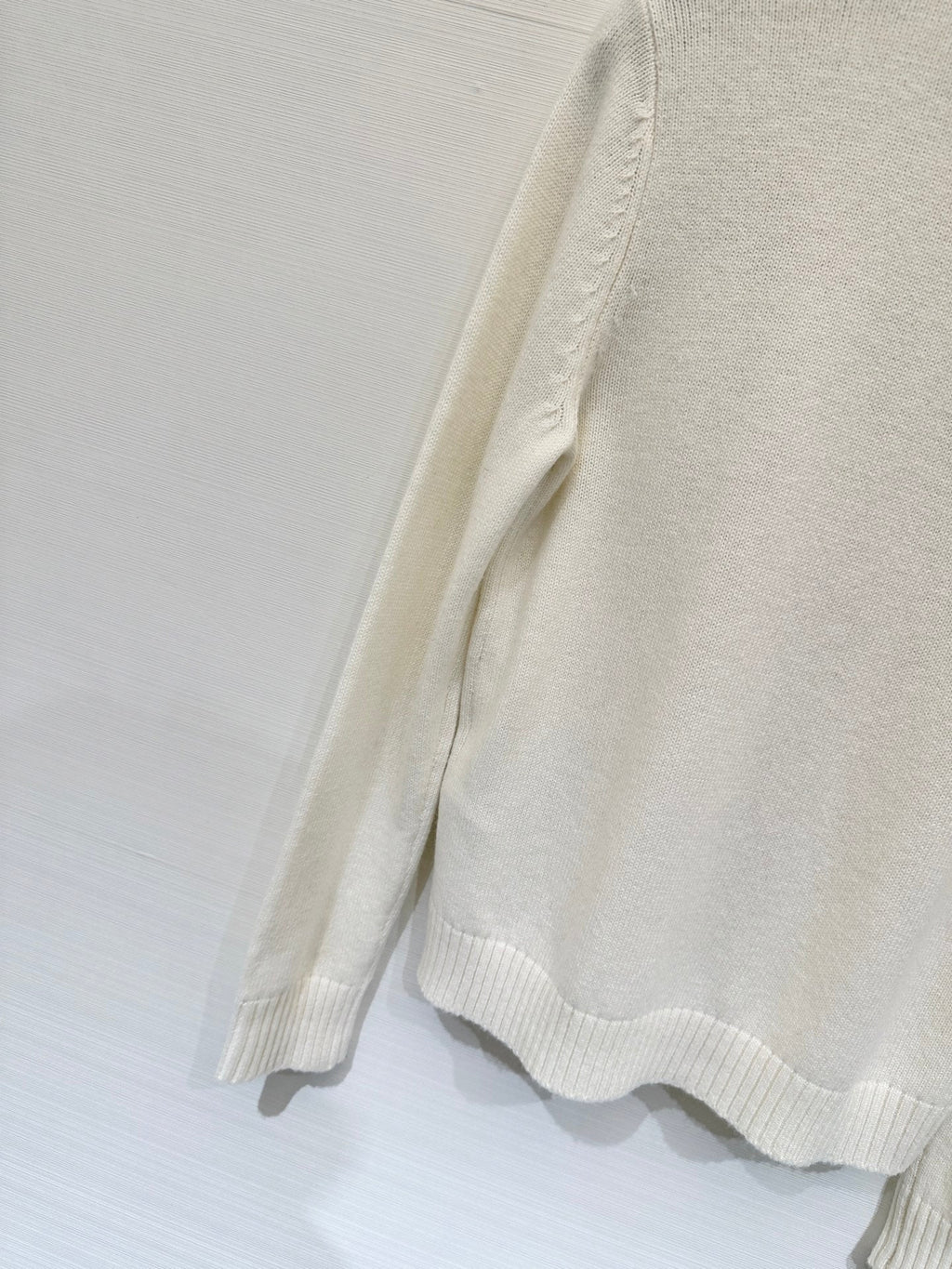 GUCCI SWEATER STYLE 60