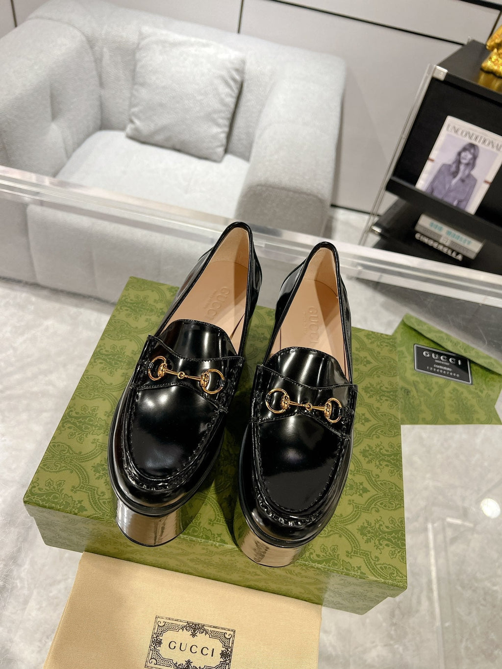 GUCCI HORSEBIT PLATFORM LOAFER GLOSSY BLACK CALFSKIN