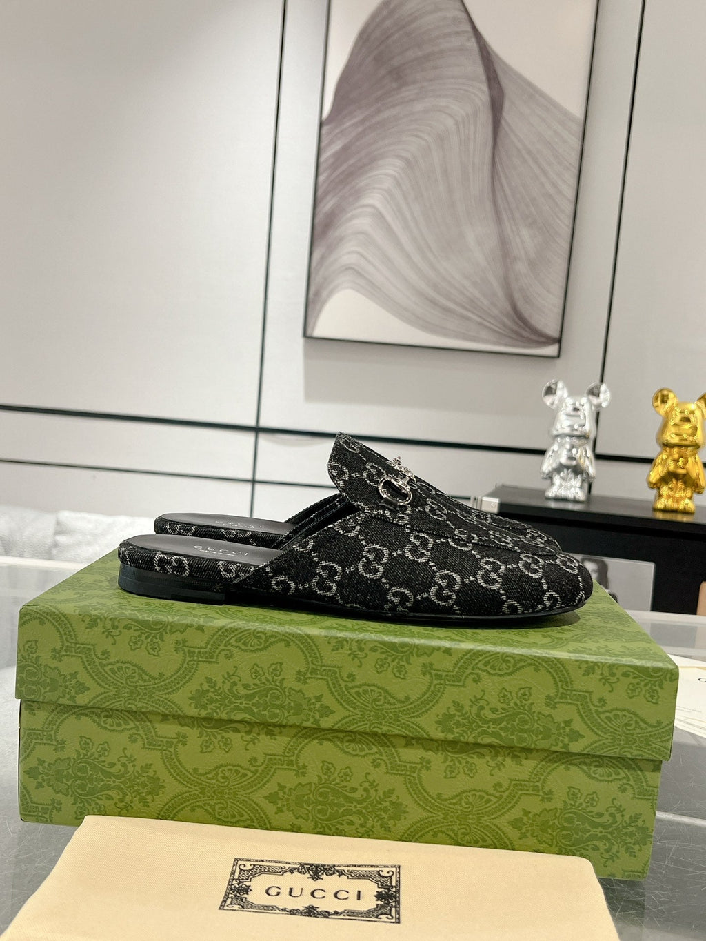 GUCCI MEN'S MULE WITH HORSEBIT IN BLACK MONOGRAM JACQUARD FABRIC