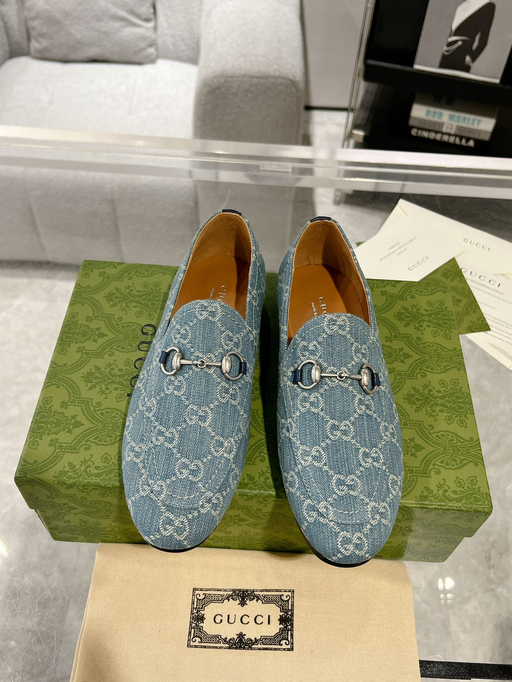GUCCI MEN'S LOAFER WITH HORSEBIT IN SAPHIRE BLUE MONOGRAM JACQUARD FABRIC
