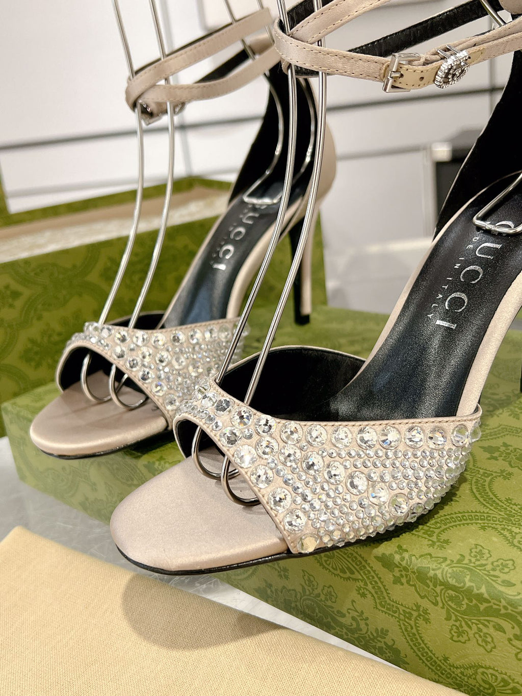 GUCCI CRYSTAL CREAM HIGH HEEL SANDALS SATIN