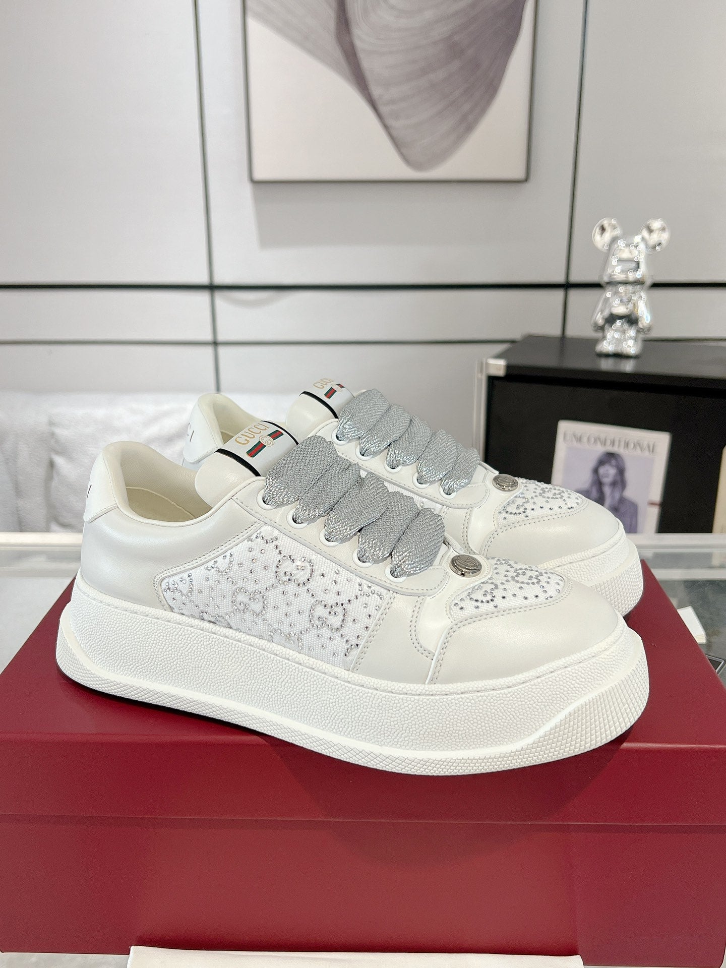 GUCCI SCREENER SNEAKER WITH CRYSTALS IN IVORY BEIGE MIX RHINO GRAY CALFSKIN