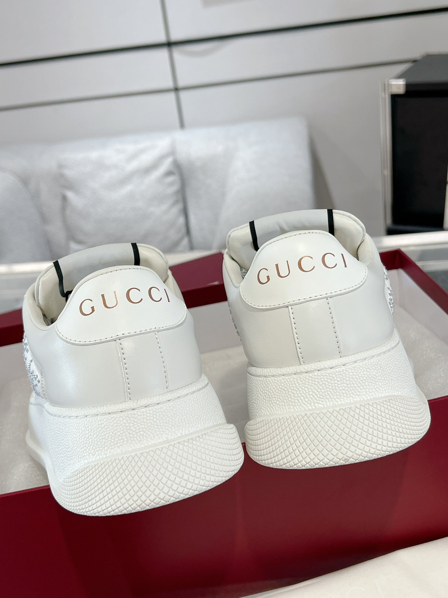 GUCCI SCREENER SNEAKER WITH CRYSTALS IN IVORY BEIGE MIX RHINO GRAY CALFSKIN
