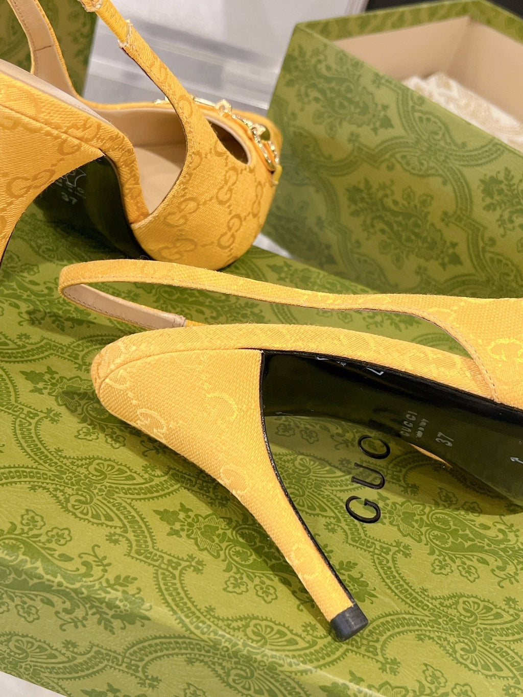 GUCCI HORSEBIT SLINGBACK 105 IN YELLOW CANVAS