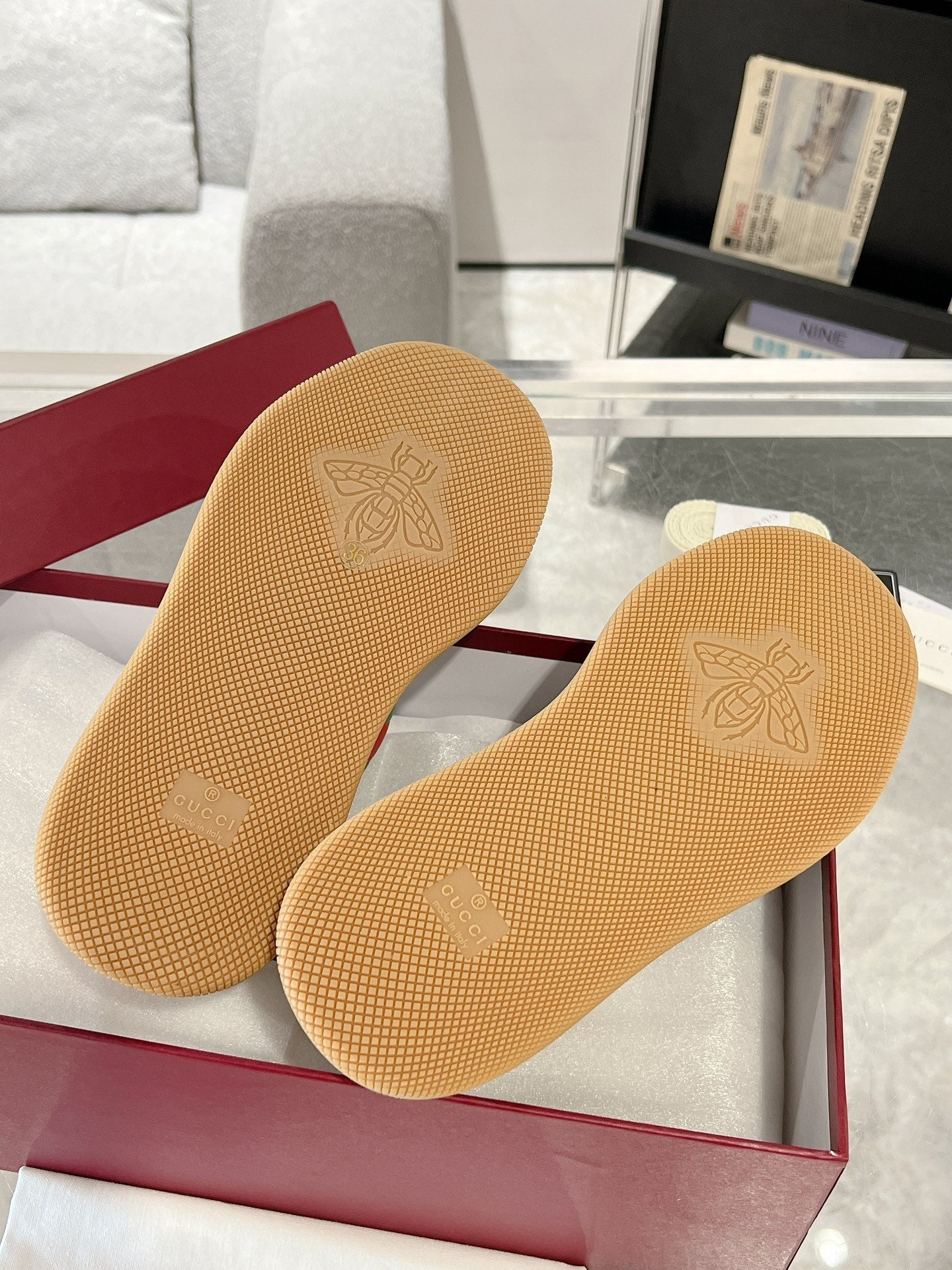 GUCCI SCREENER SNEAKER COLORFUL