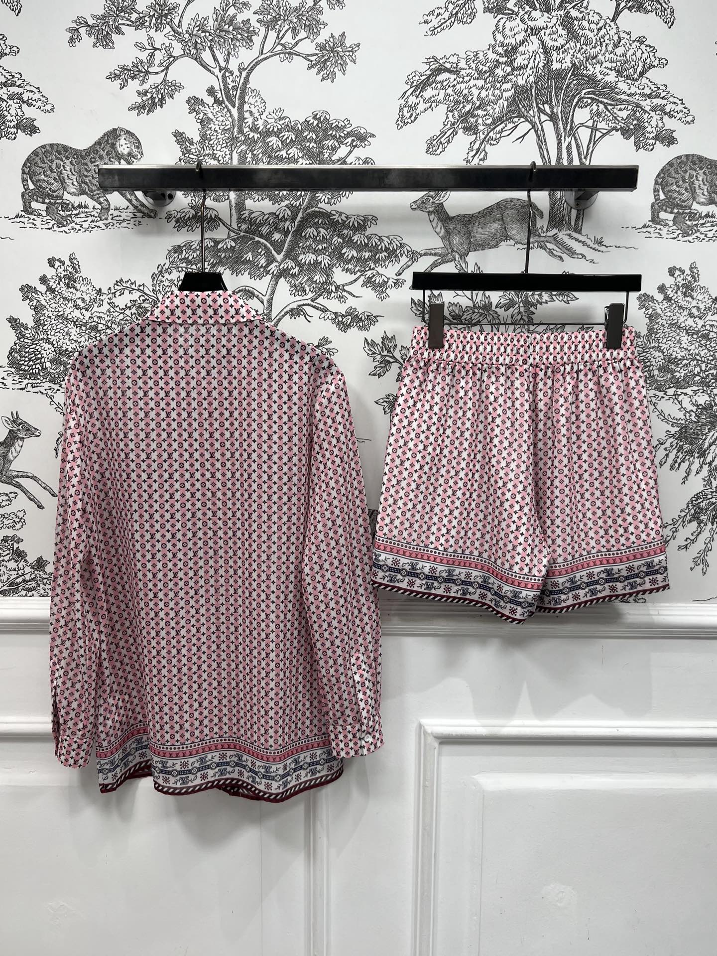 LOUIS VUITTON LV 25S SHIRT SHORTS SET IN POLYESTER 263071