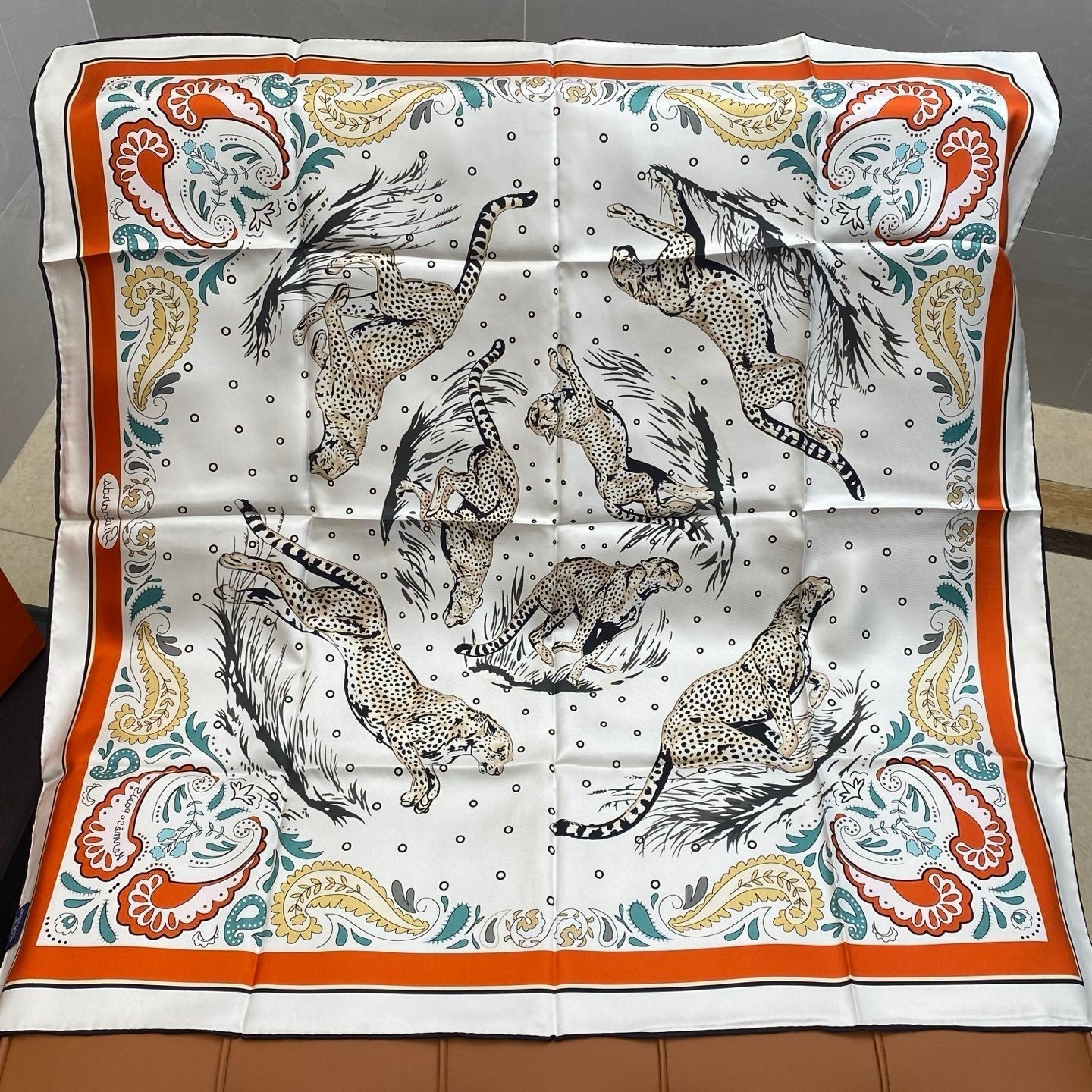 HERMES HERMES 25S SCARF 90 IN SILK 703669